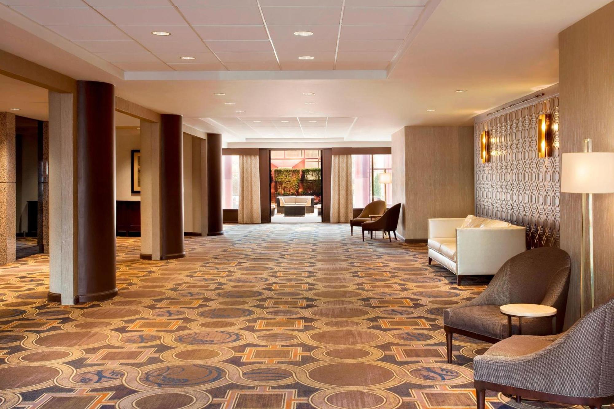 Sheraton Laguardia East Hotel Nova York Exterior foto